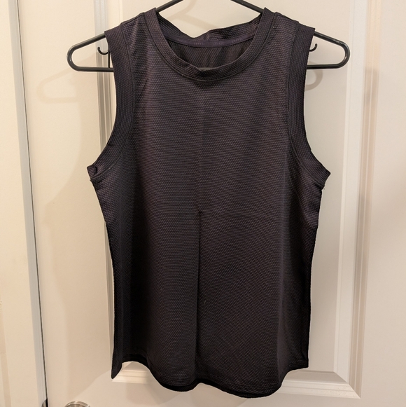 SET OF 2 Workout Tanks - Picture 8 of 13